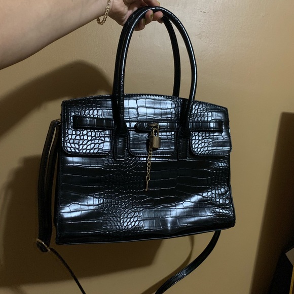 aldo crocodile bag